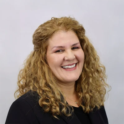 A headshot of Jenny O., a Financial Coordinator at South Florida Dentistry